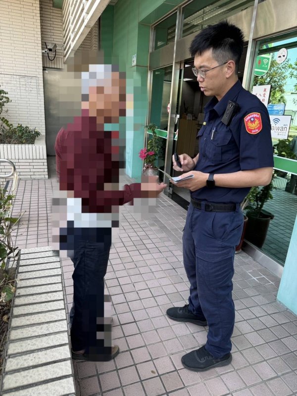 港灣新聞網 / 假親友詐騙險騙45萬!東港警聯手郵局即時阻詐保住血汗錢