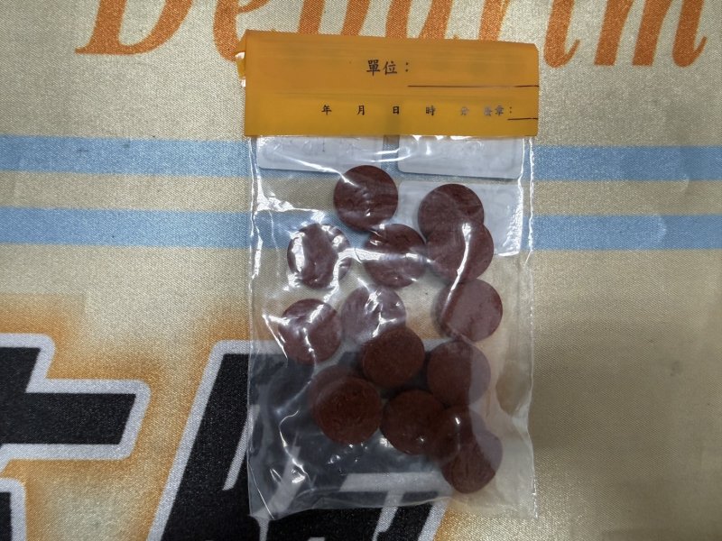 港灣新聞網/外送的不是美食!高市刑大破獲「小蜜蜂毒品餐車」 查扣大批毒品與依托咪酯菸彈