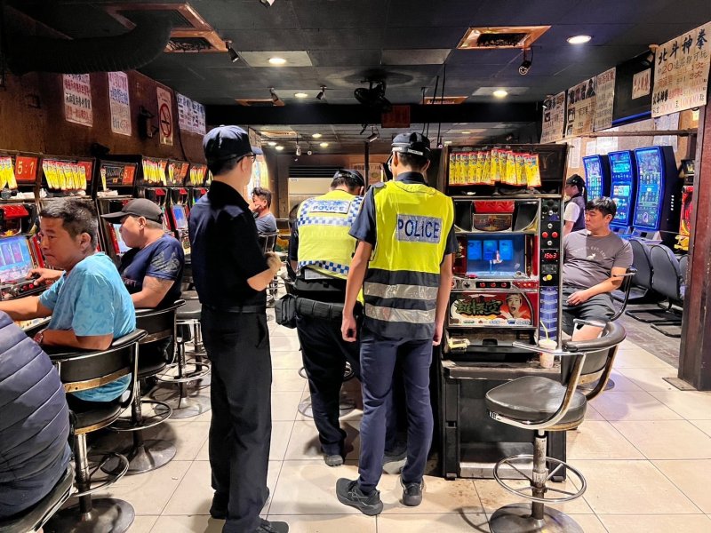 港灣新聞網/青春專案全面啟動!東港警大規模臨檢掃蕩 全力防堵青少年涉毒、涉詐、性剝削