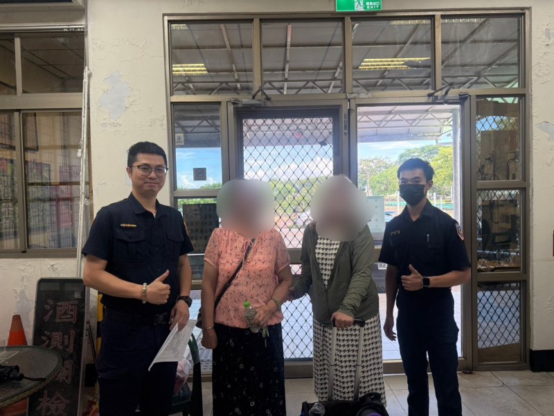 港灣新聞網/80歲婦烈日迷途!小港警靠愛心手環與預防建檔 30分鐘找到家人