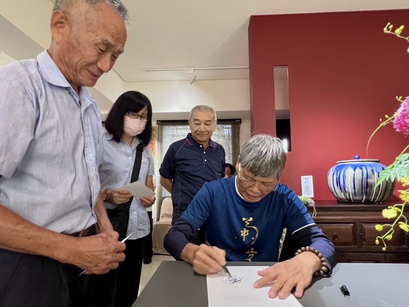 港灣新聞網/《向火而生》陶藝展登場!蔡正勝用烈火淬鍊生命故事 8/1粉絲見面會感動開展