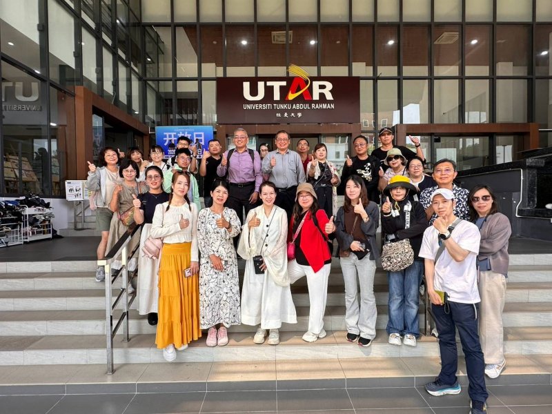 港灣新聞網/高師大東南亞學碩士班移地參訪 聚焦馬來西亞華教、客家聚落與文化認同